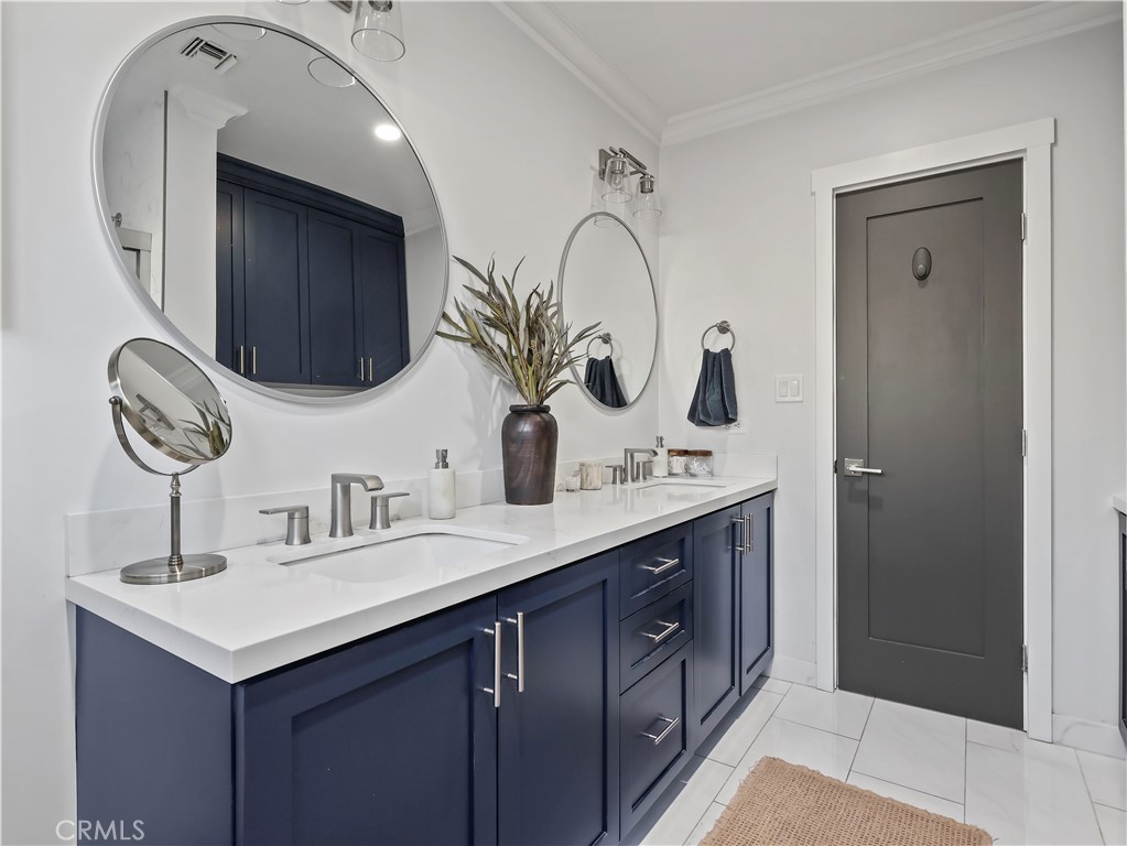 6900 Katherine Avenue