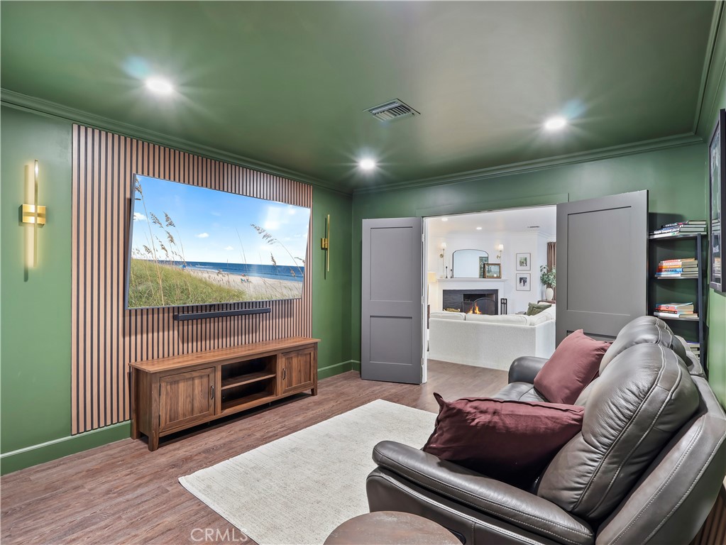 6900 Katherine Avenue