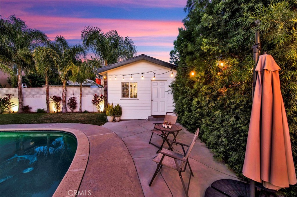 6900 Katherine Avenue