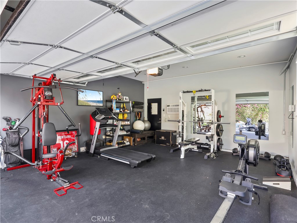 6900 Katherine Avenue