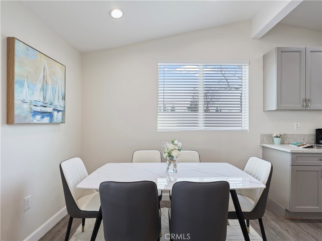 15801 Chatsworth