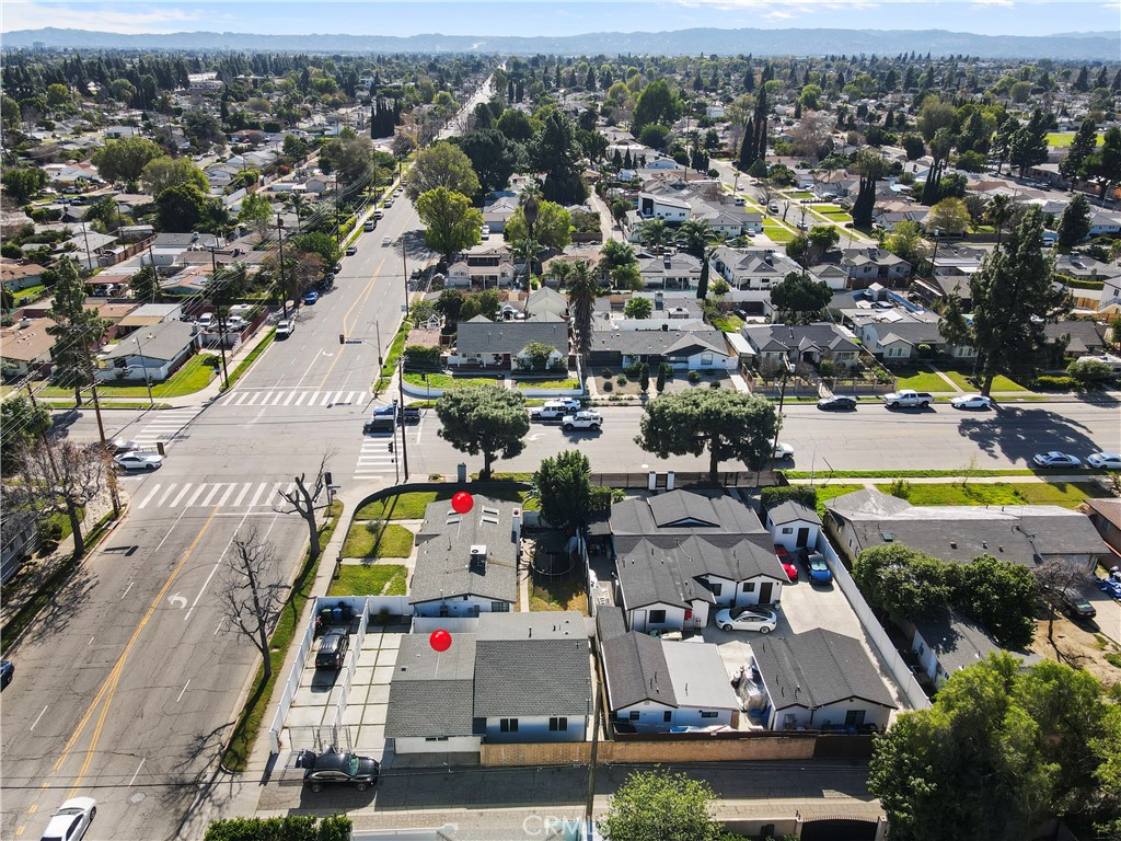 15801 Chatsworth