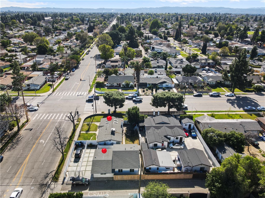 15801 Chatsworth