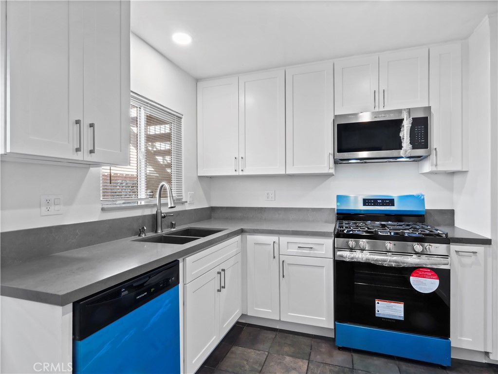 4918 1/2 Tujunga Avenue