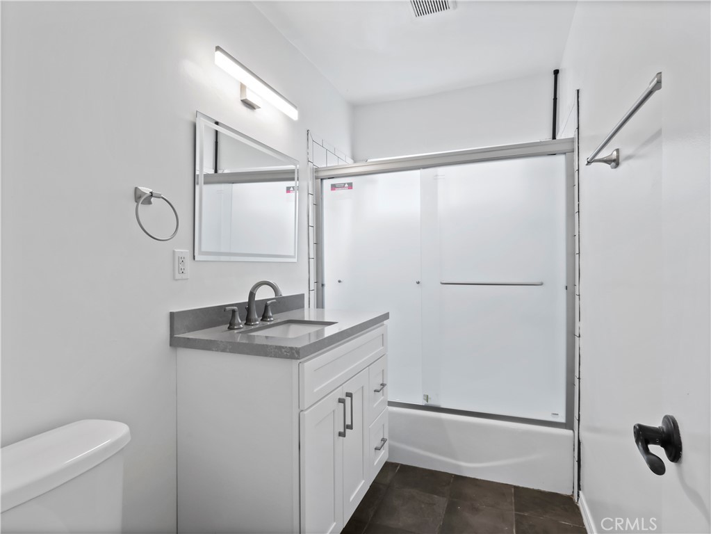 4918 1/2 Tujunga Avenue