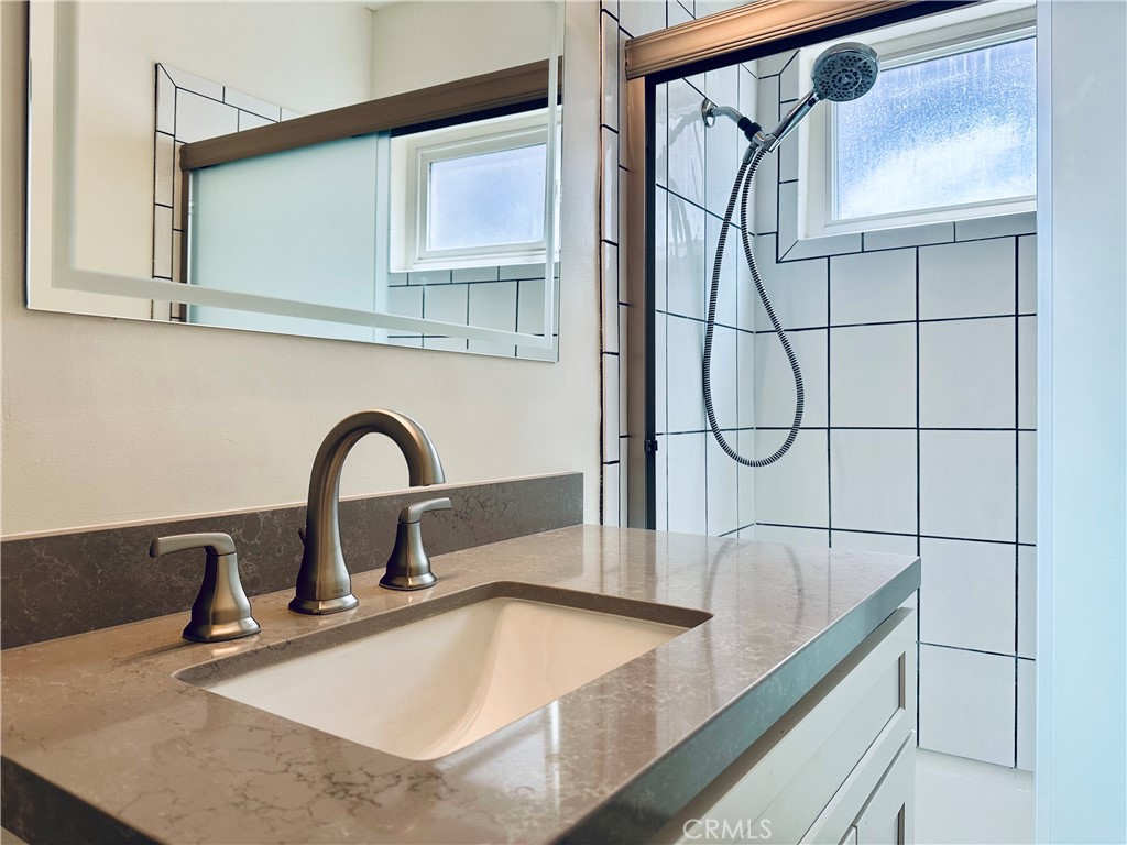 4918 1/2 Tujunga Avenue