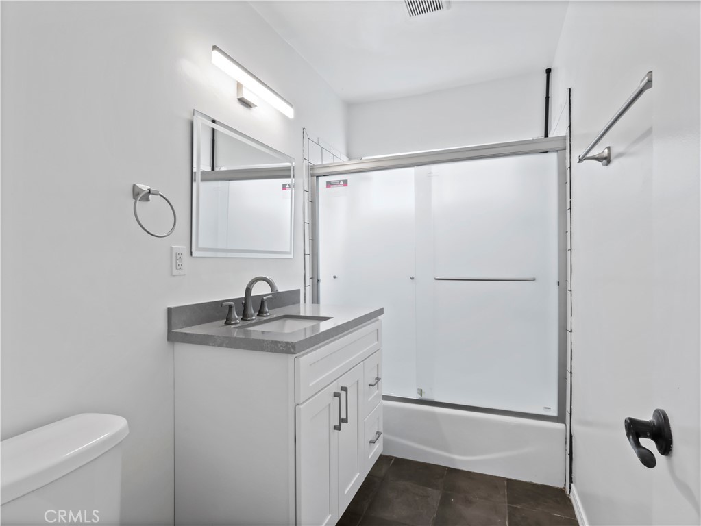 4918 1/2 Tujunga Avenue