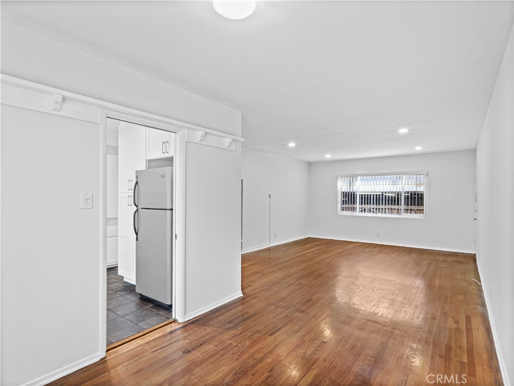 4918 1/2 Tujunga Avenue