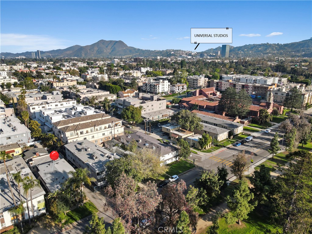 4918 1/2 Tujunga Avenue