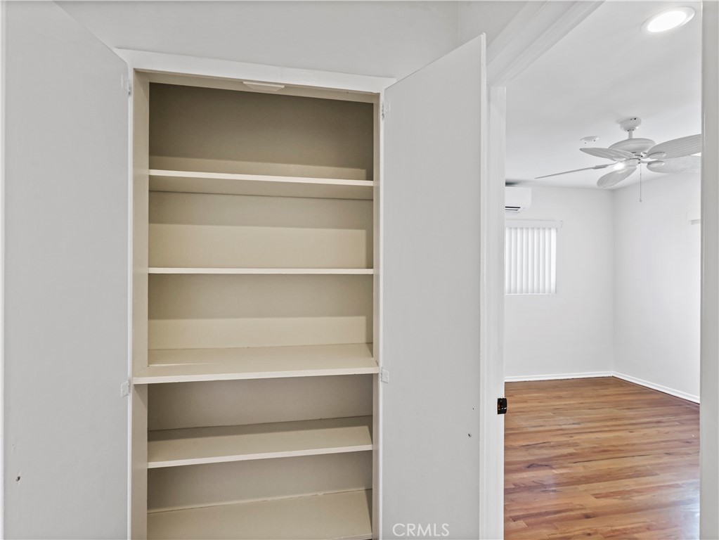 4918 1/2 Tujunga Avenue