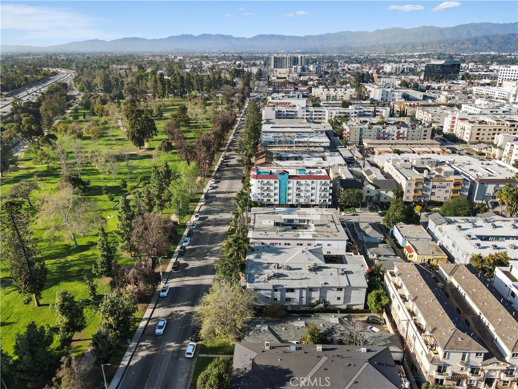 4918 1/2 Tujunga Avenue