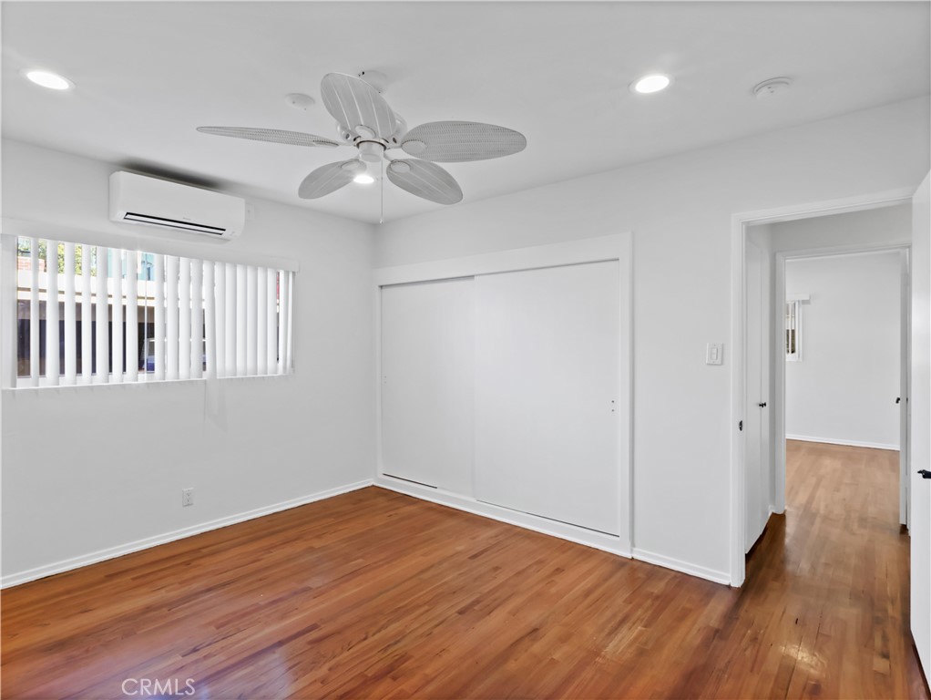 4918 1/2 Tujunga Avenue