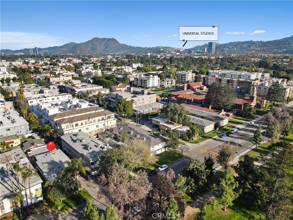 4918 1/2 Tujunga Avenue