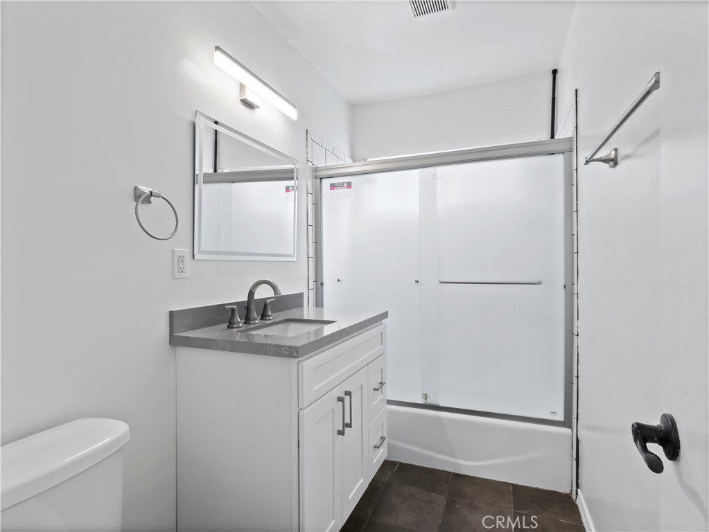 4918 1/2 Tujunga Avenue