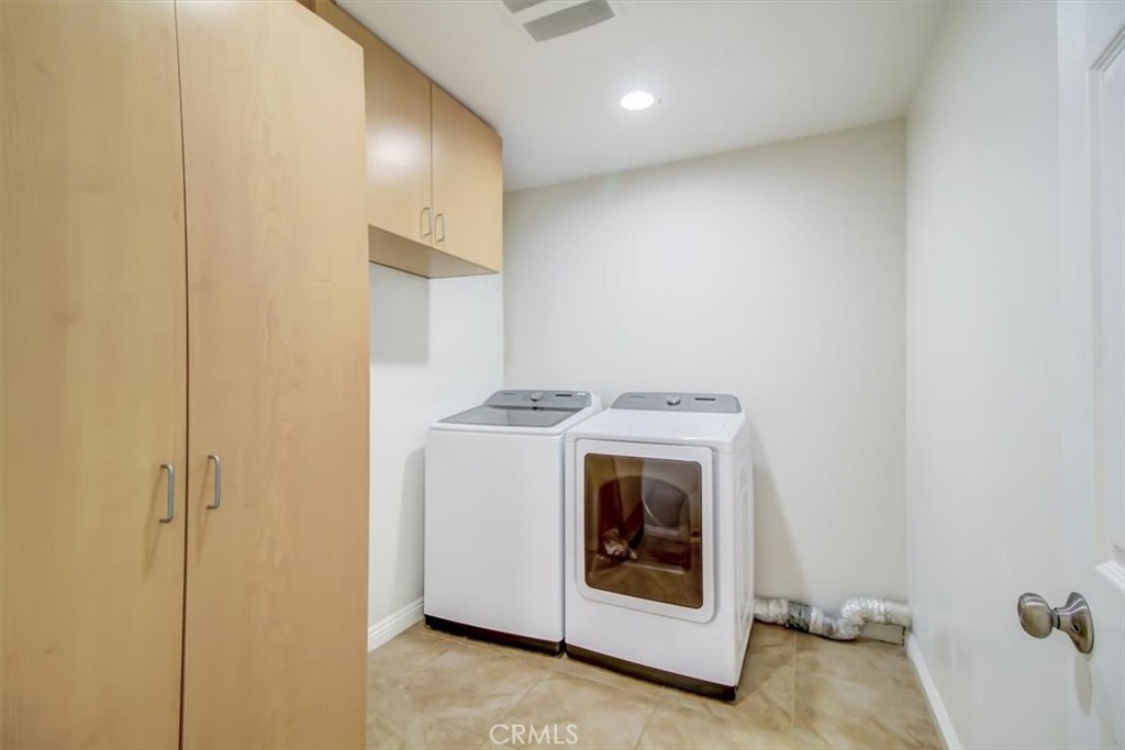 7441 Beckford Avenue