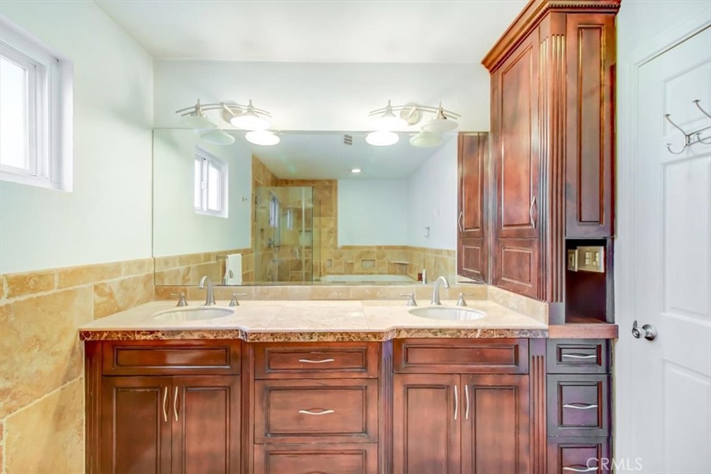 7441 Beckford Avenue