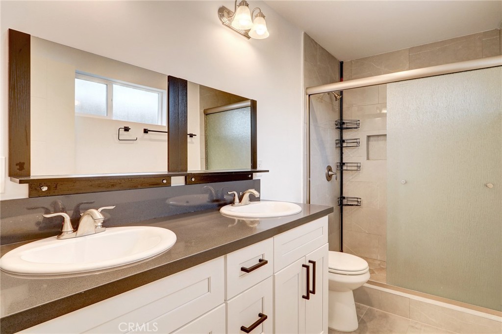 1/2 Beckford Avenue