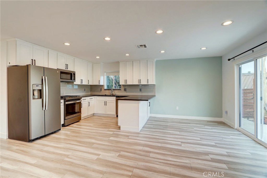 1/2 Beckford Avenue