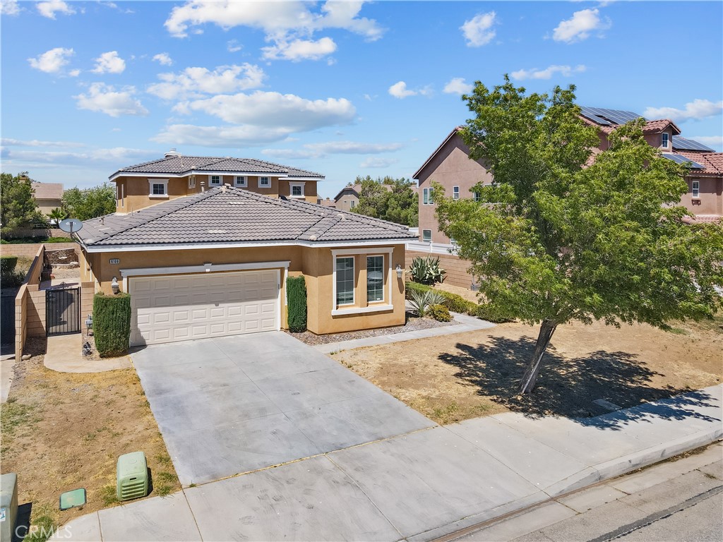 6109 W Avenue K9