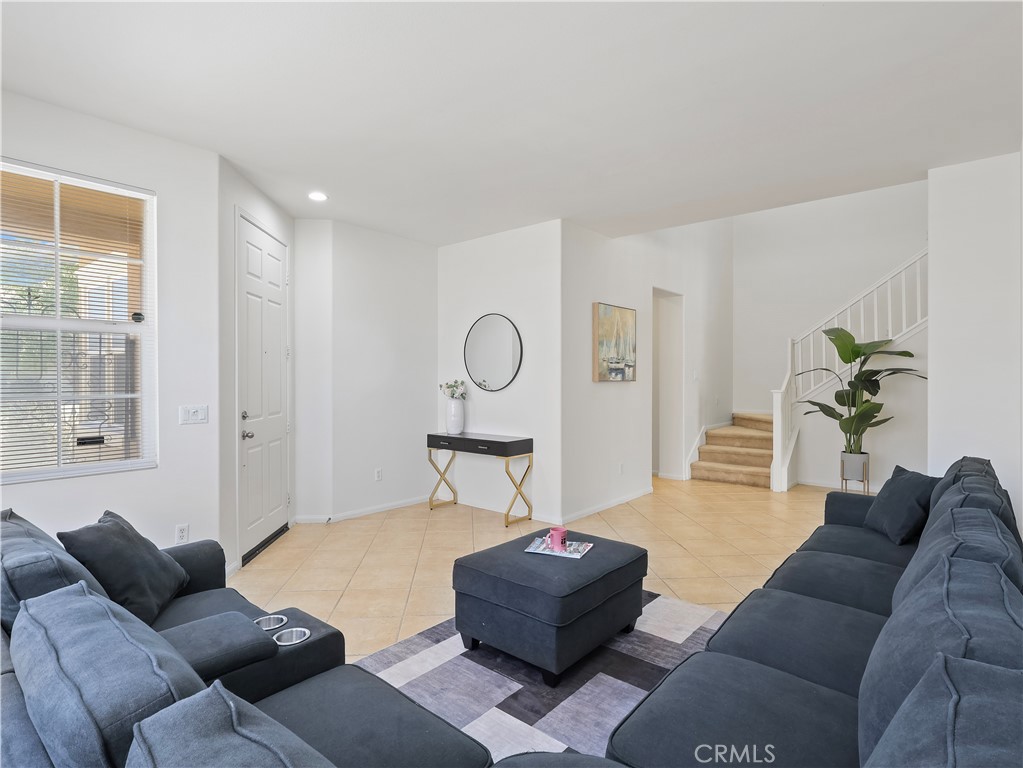 6109 W Avenue K9