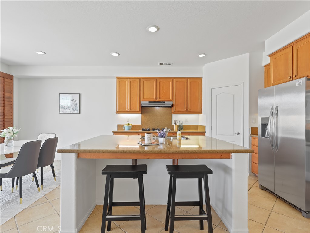 6109 W Avenue K9