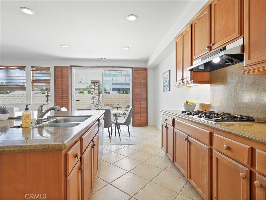 6109 W Avenue K9