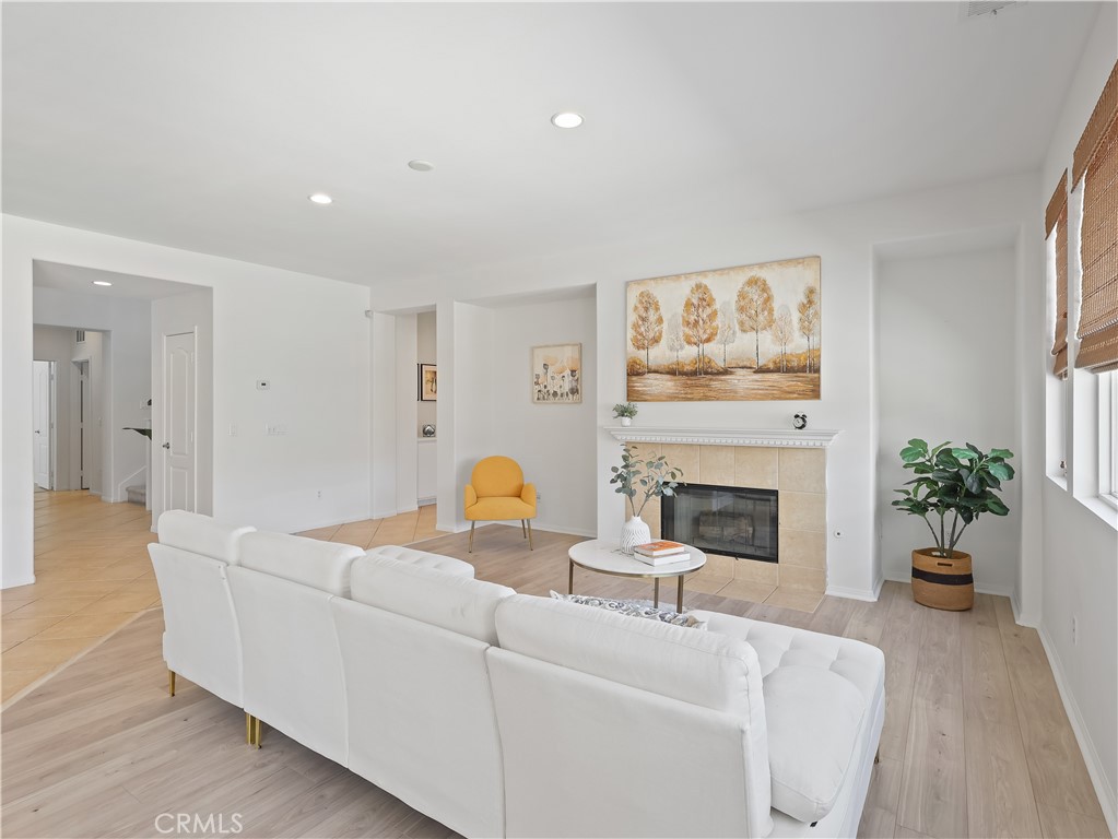 6109 W Avenue K9