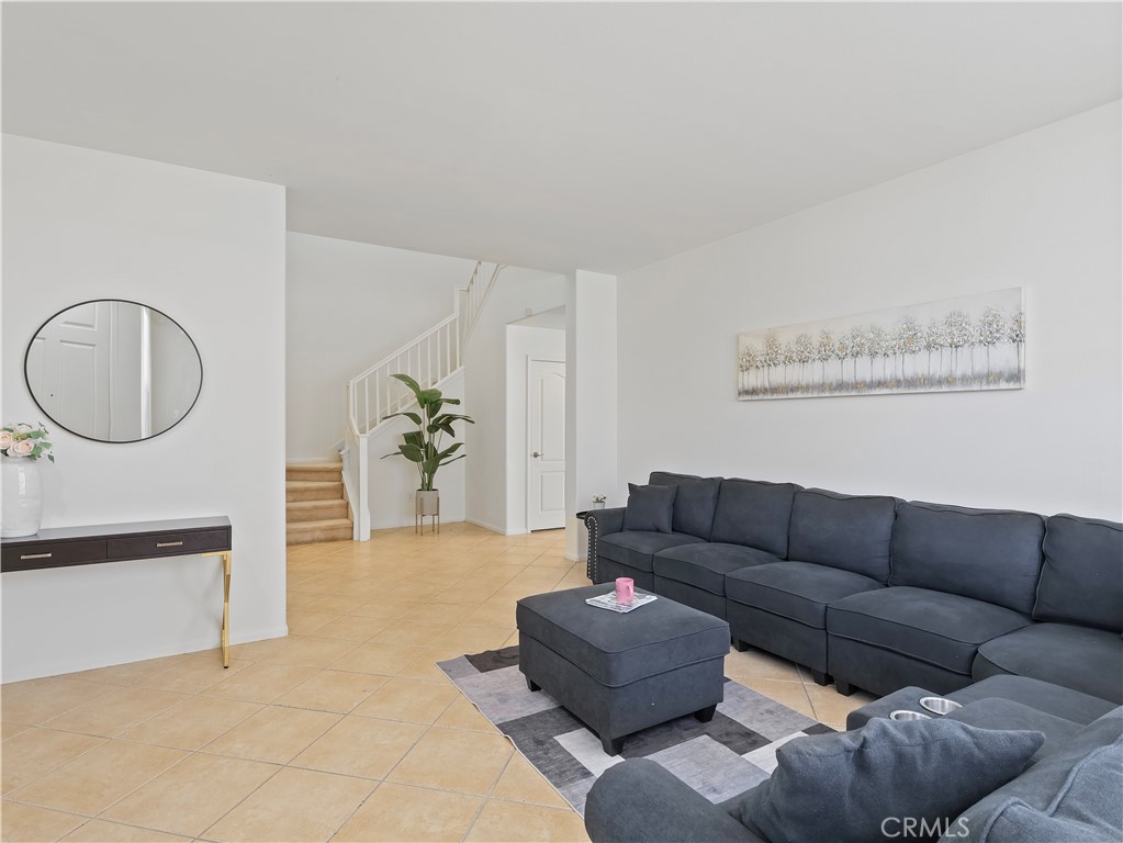 6109 W Avenue K9