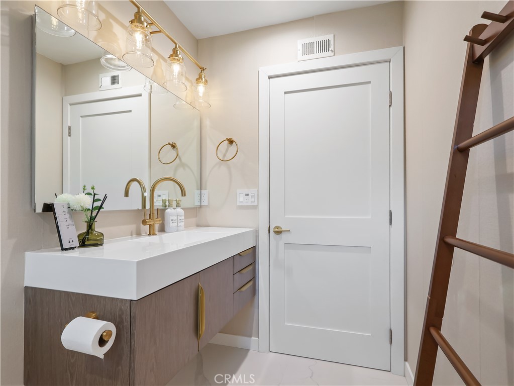 7819 Goldmine Lane
