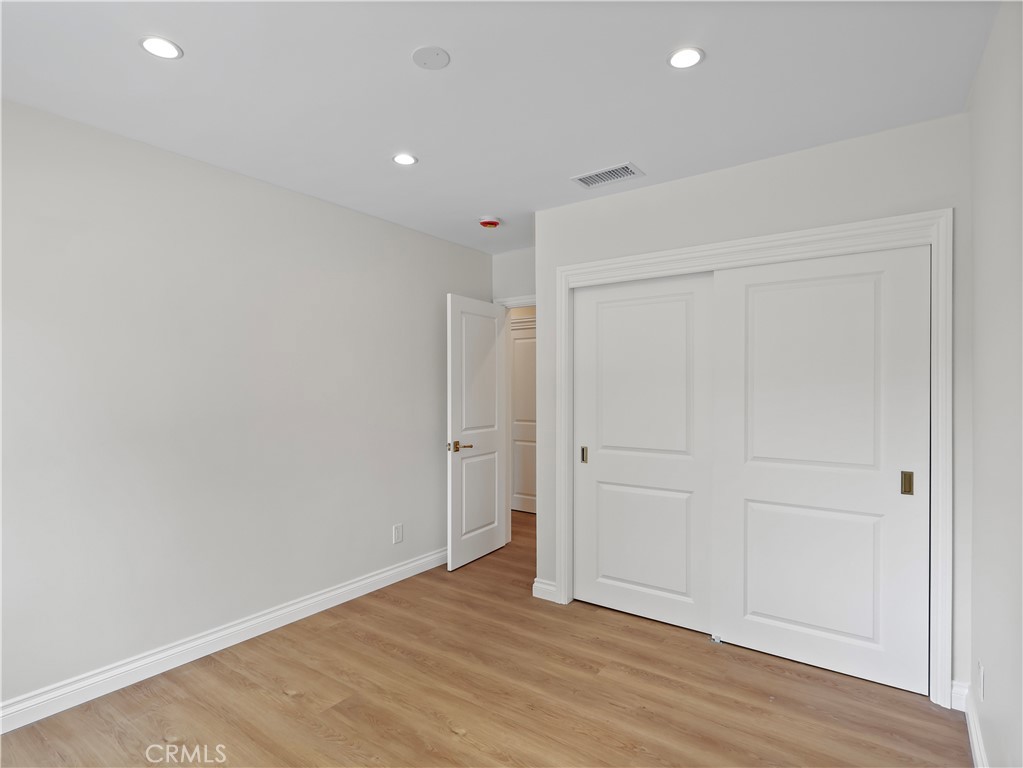 18724 Frankfort