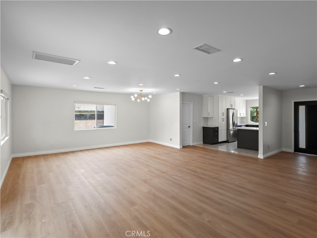 18724 Frankfort