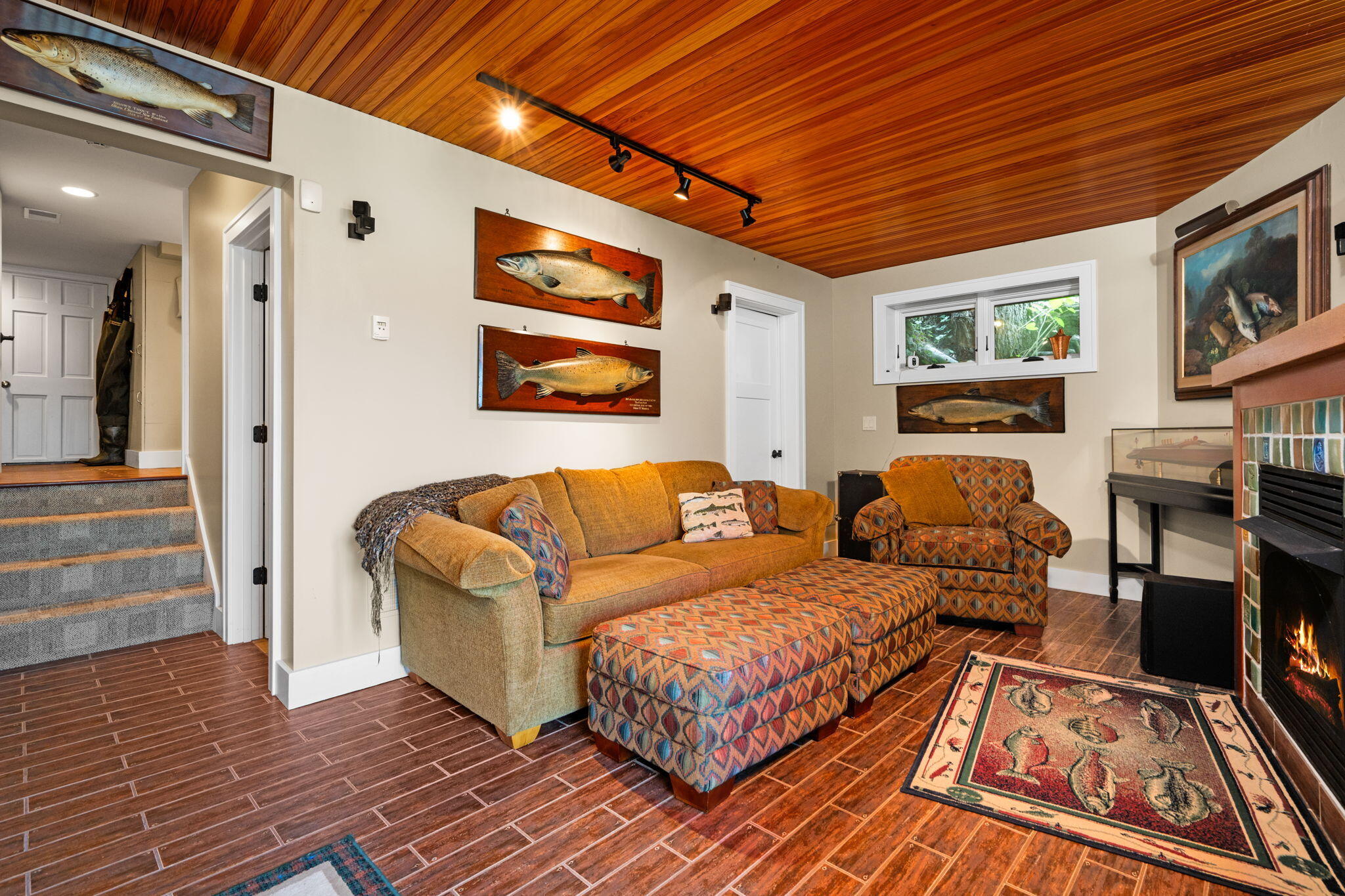 13826 Rustic Drive