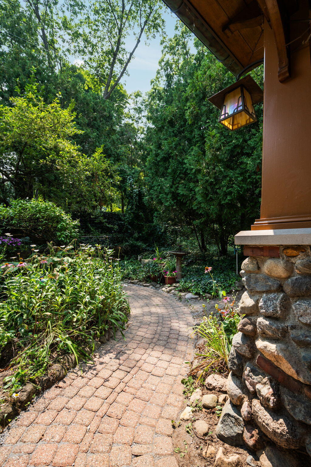 13826 Rustic Drive
