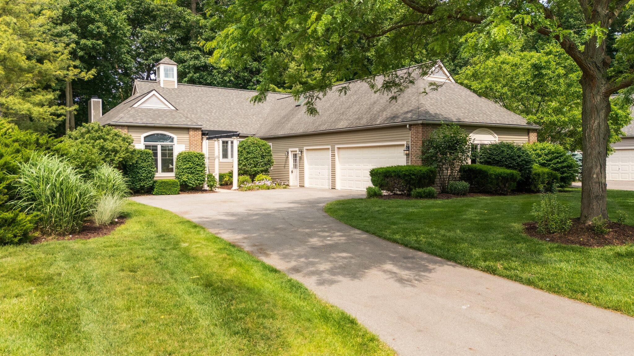 2724 Aspen Court