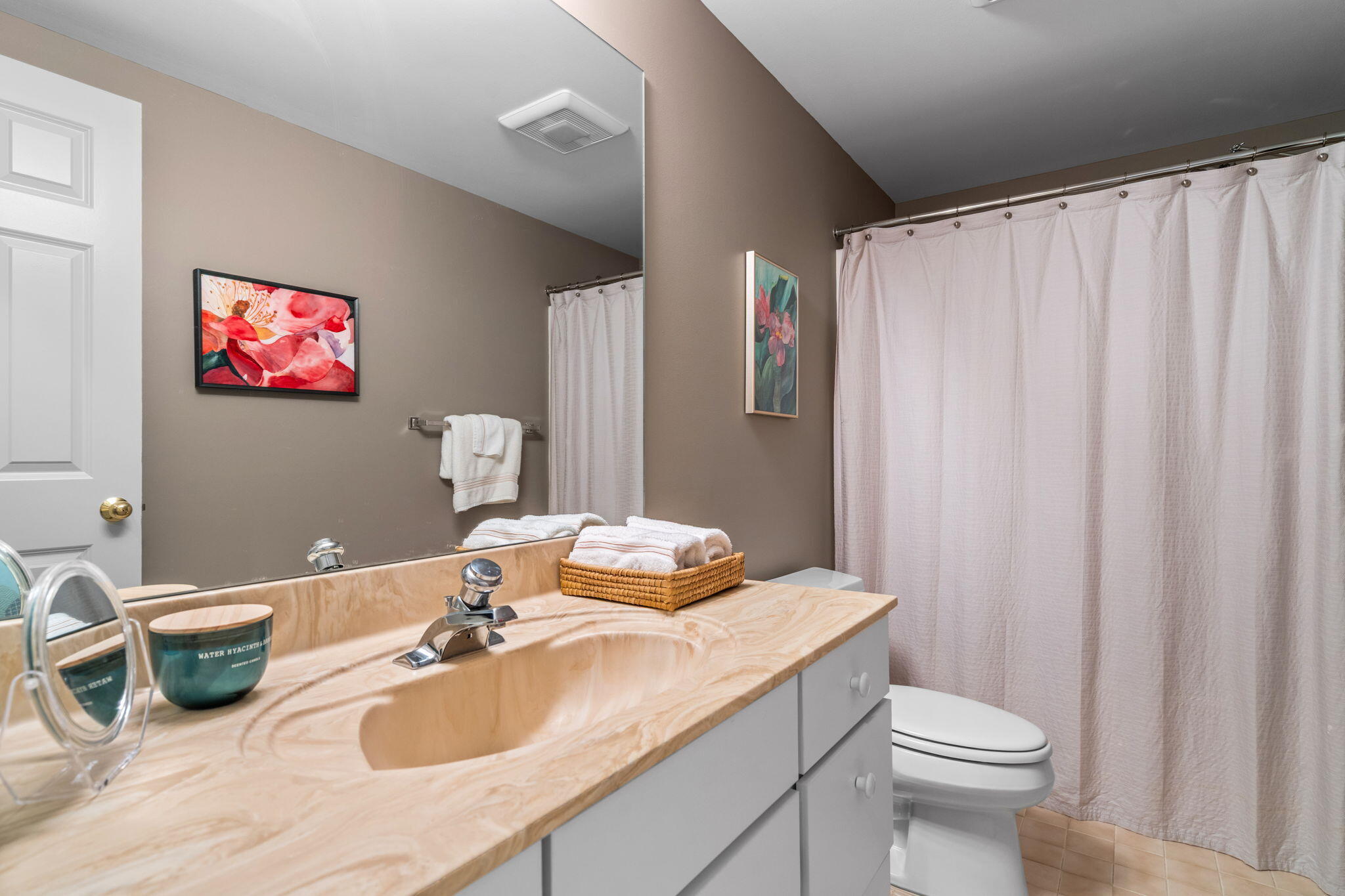 4760 Sawgrass Drive E