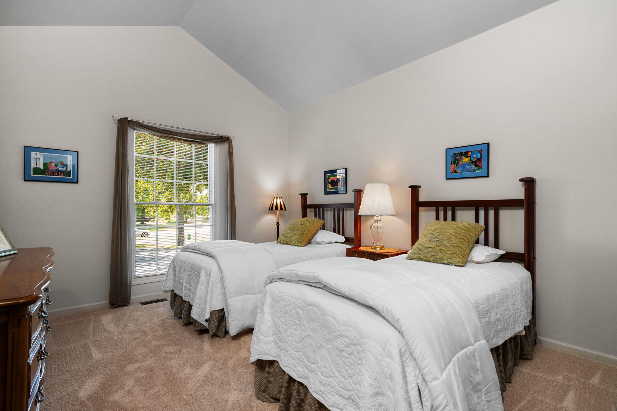 4760 Sawgrass Drive E