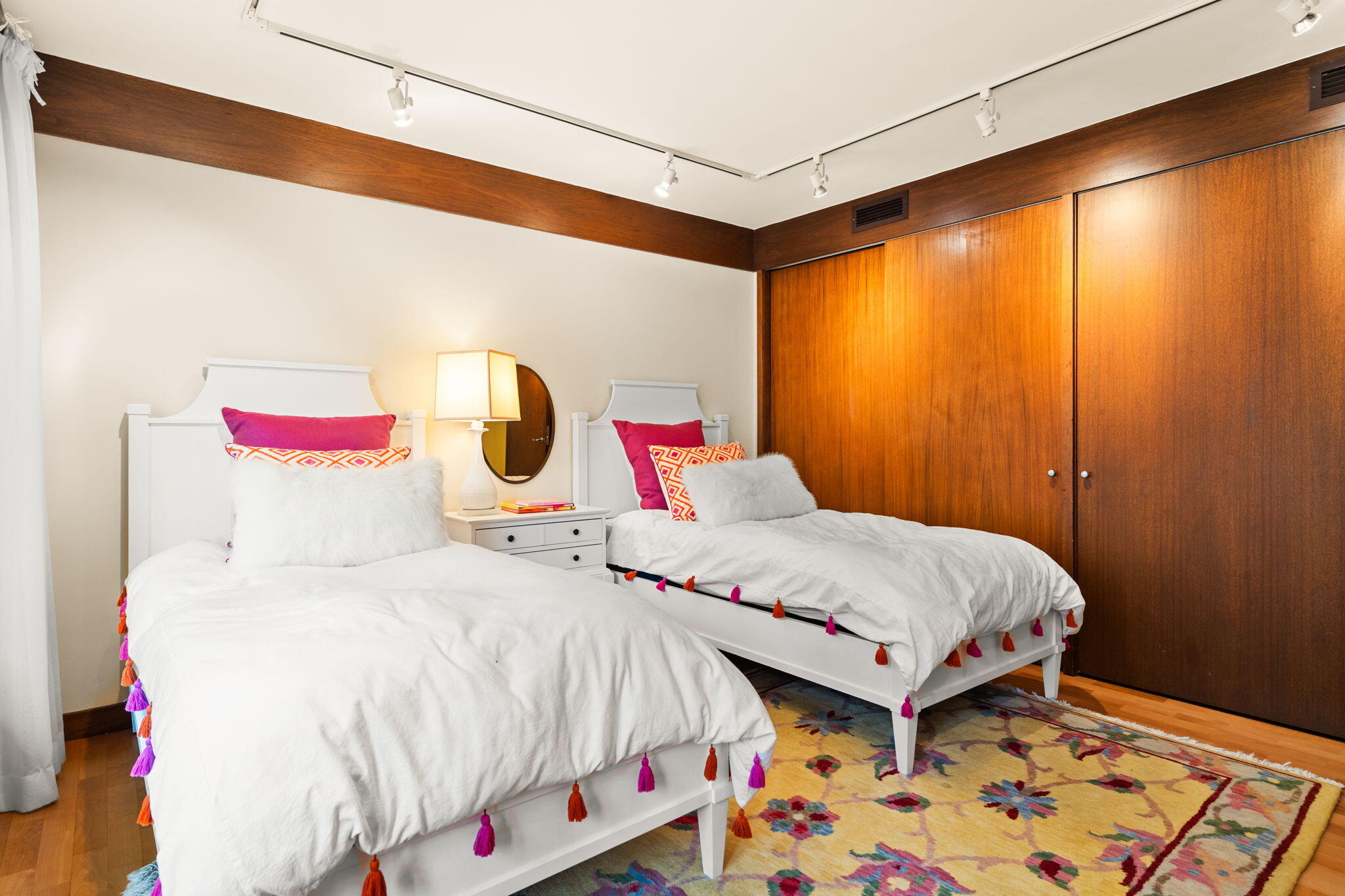 276 Indian River Place