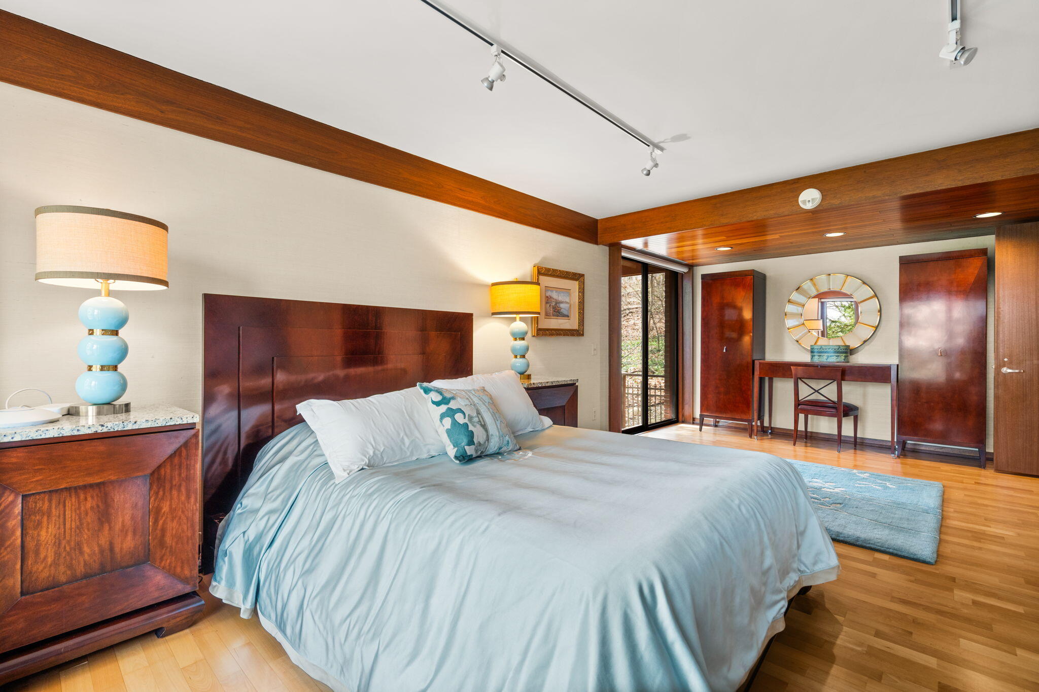 276 Indian River Place