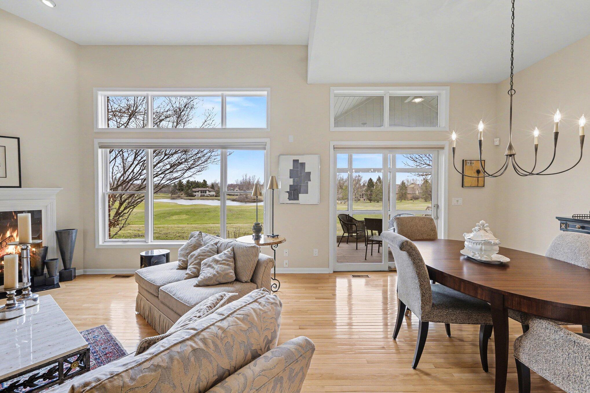 5421 Pinnacle Court