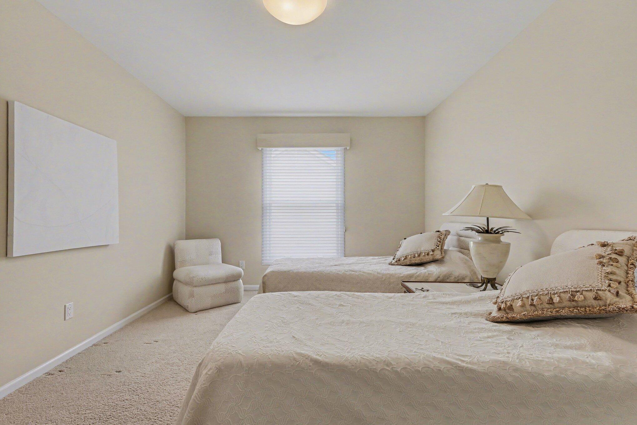 5421 Pinnacle Court