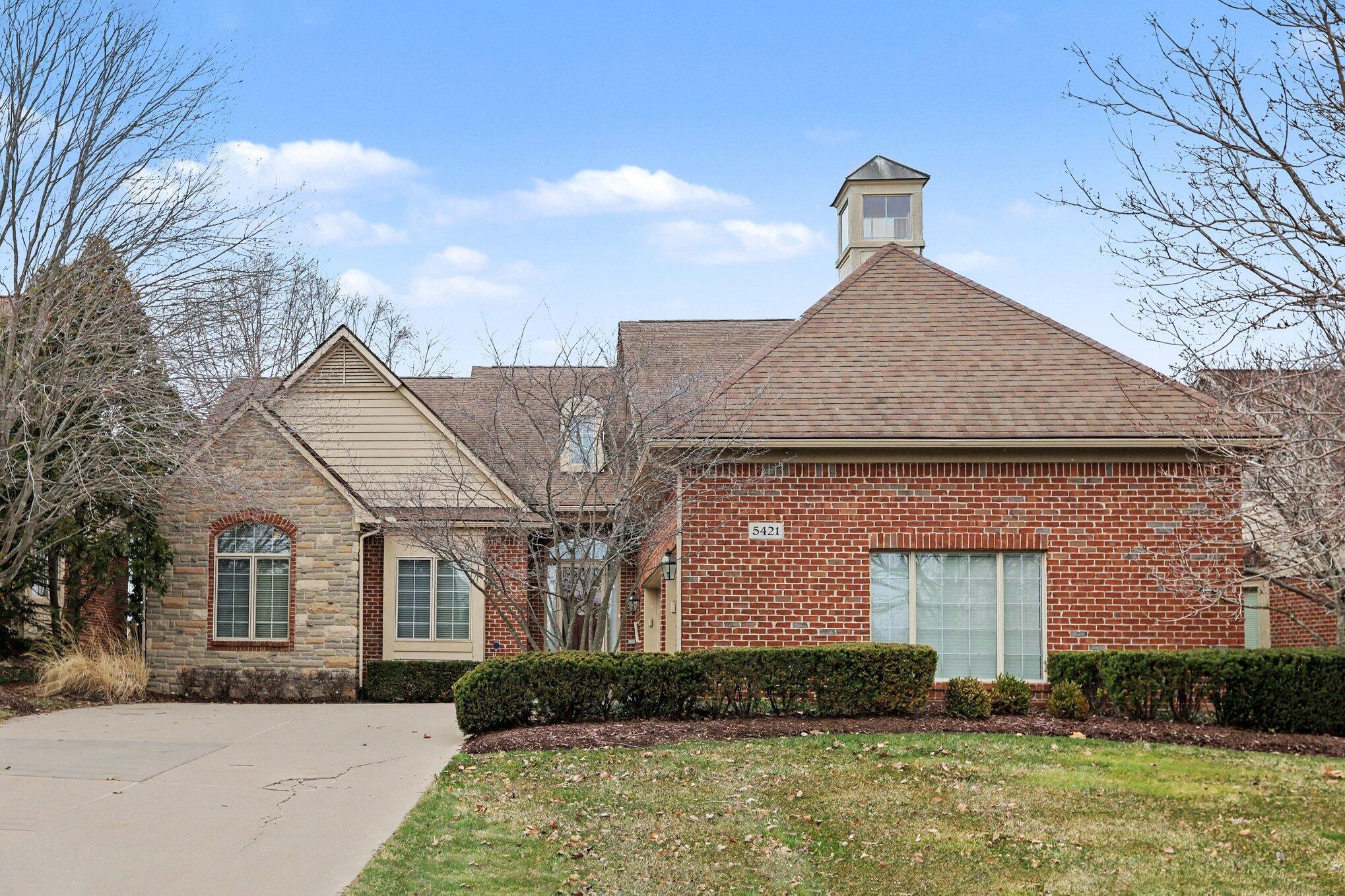 5421 Pinnacle Court