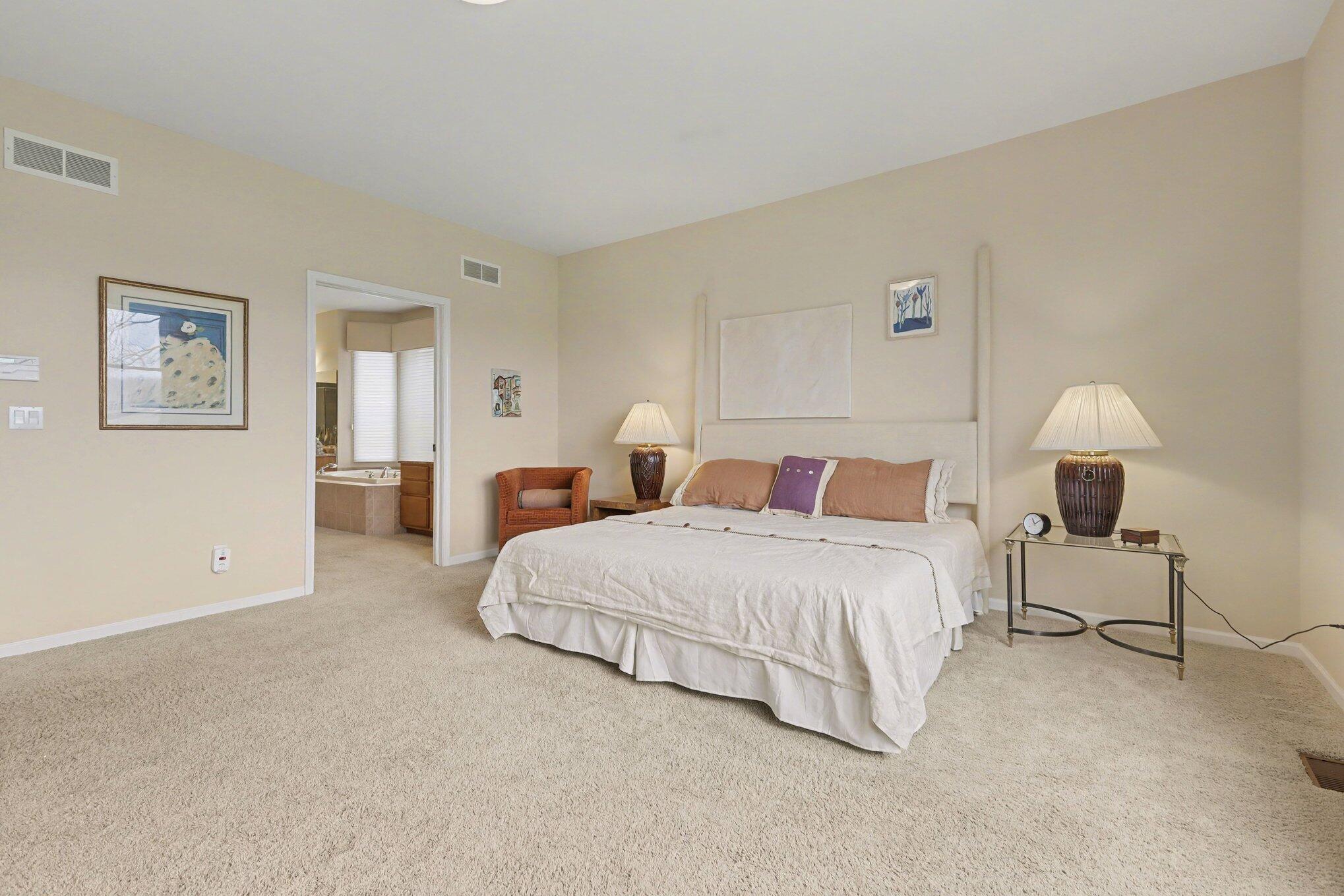 5421 Pinnacle Court