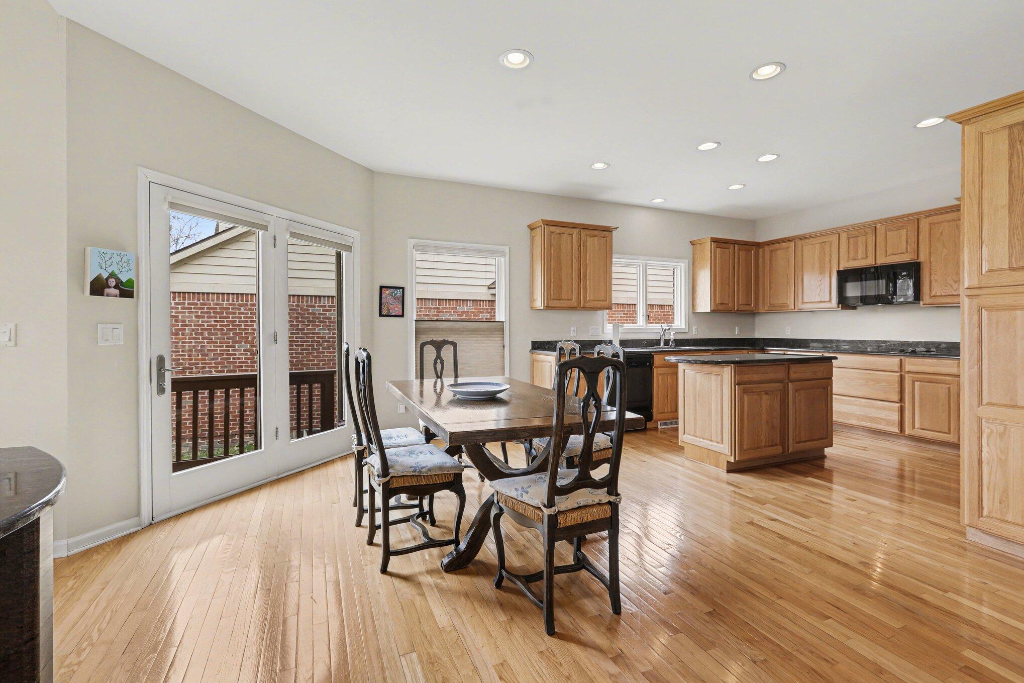 5421 Pinnacle Court