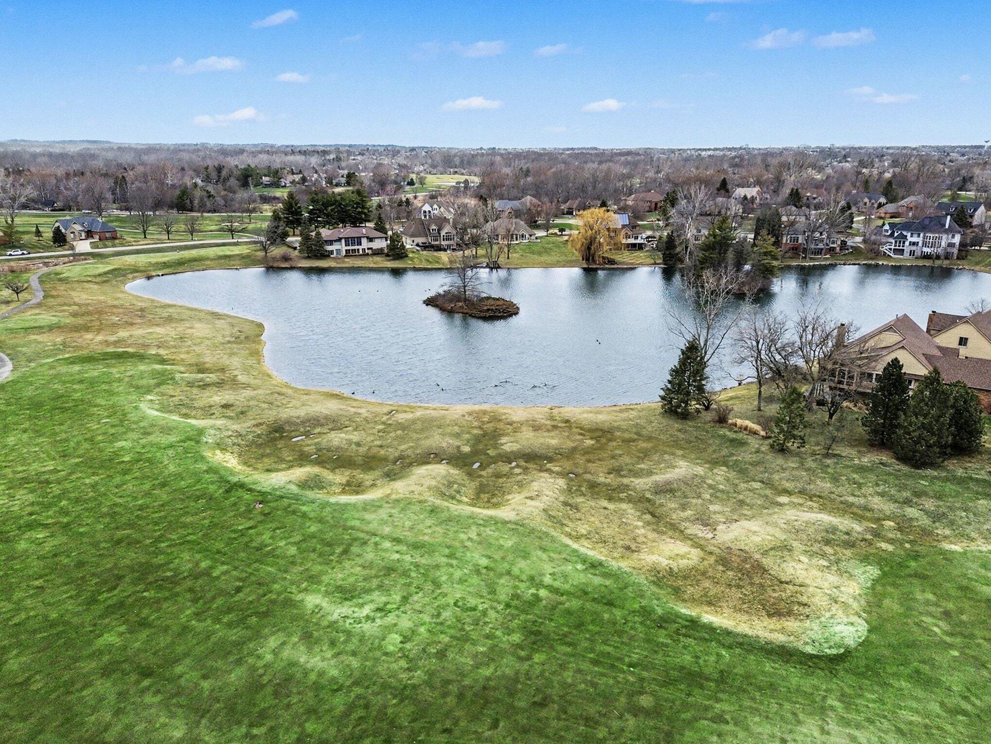 5421 Pinnacle Court