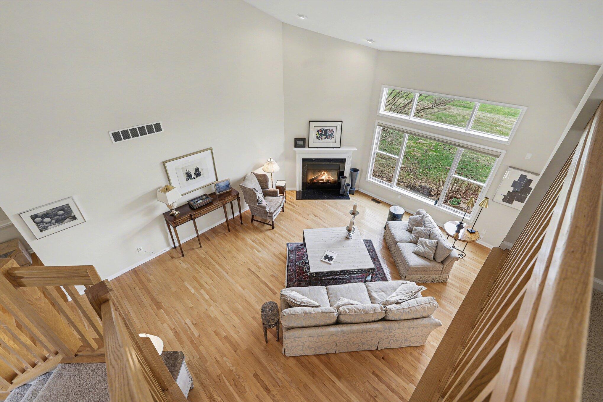 5421 Pinnacle Court