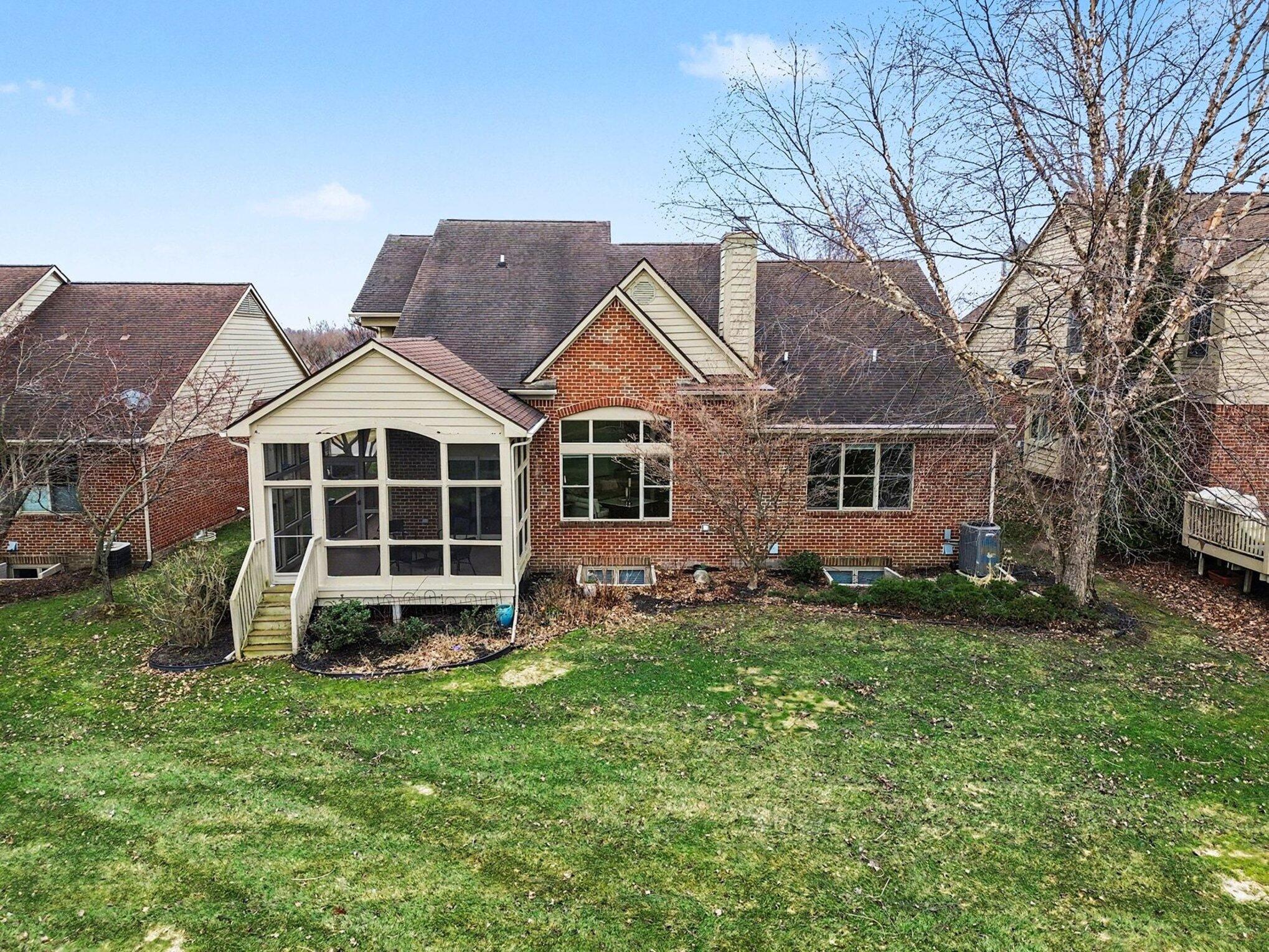 5421 Pinnacle Court
