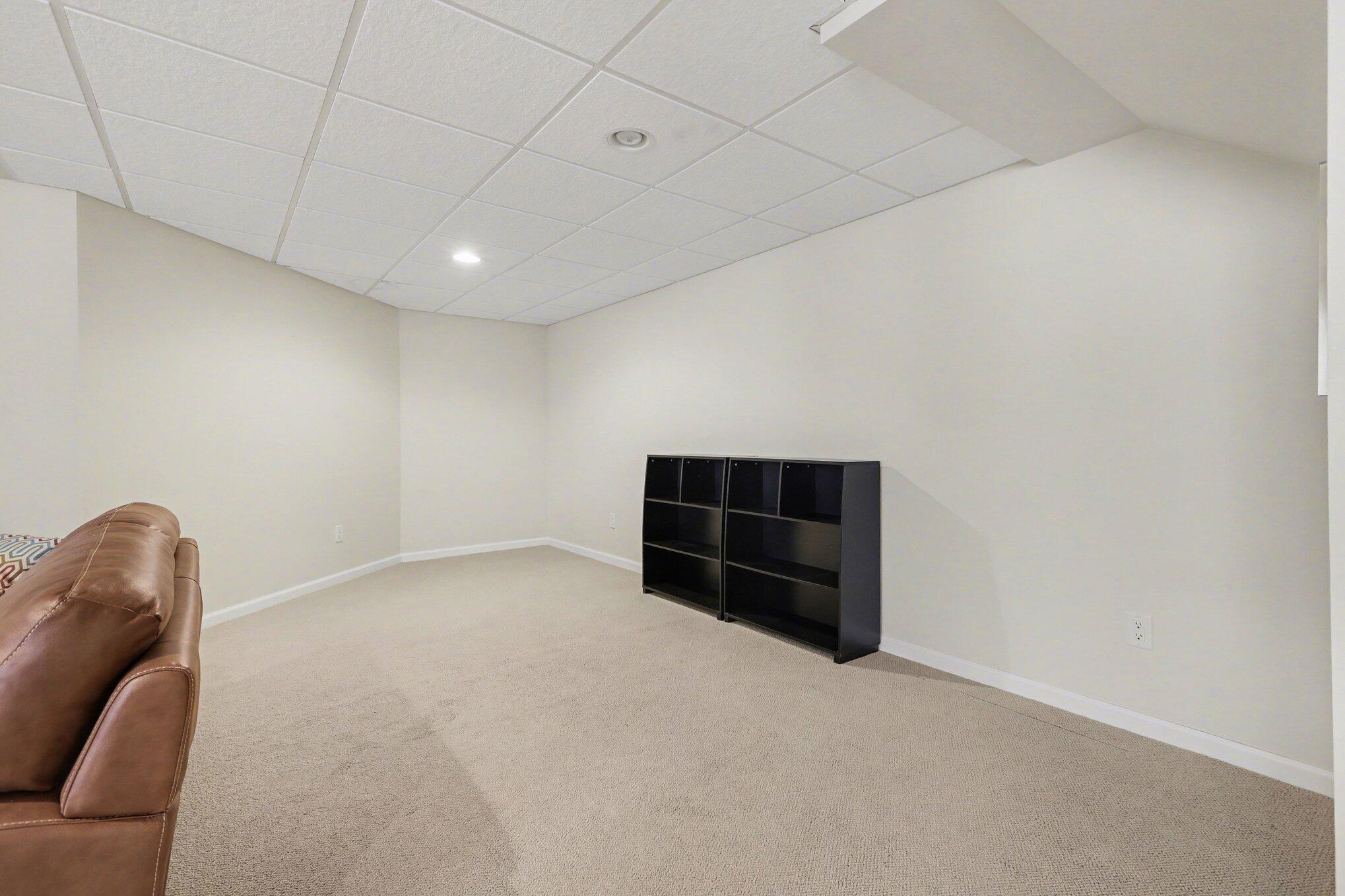 5421 Pinnacle Court