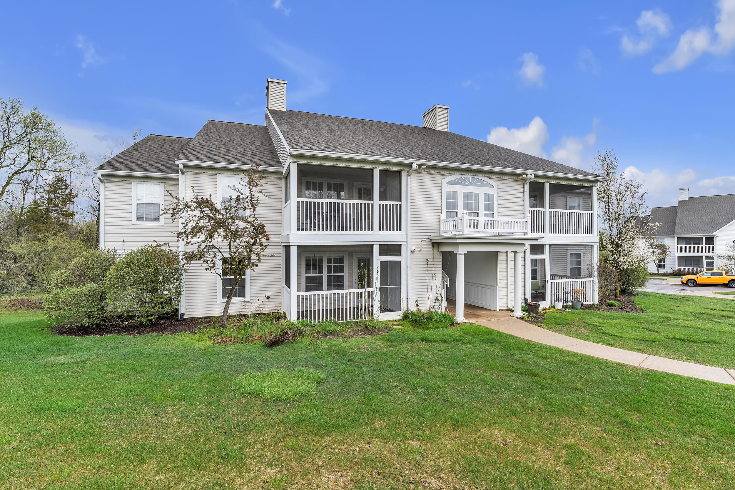 1224 Joyce Lane