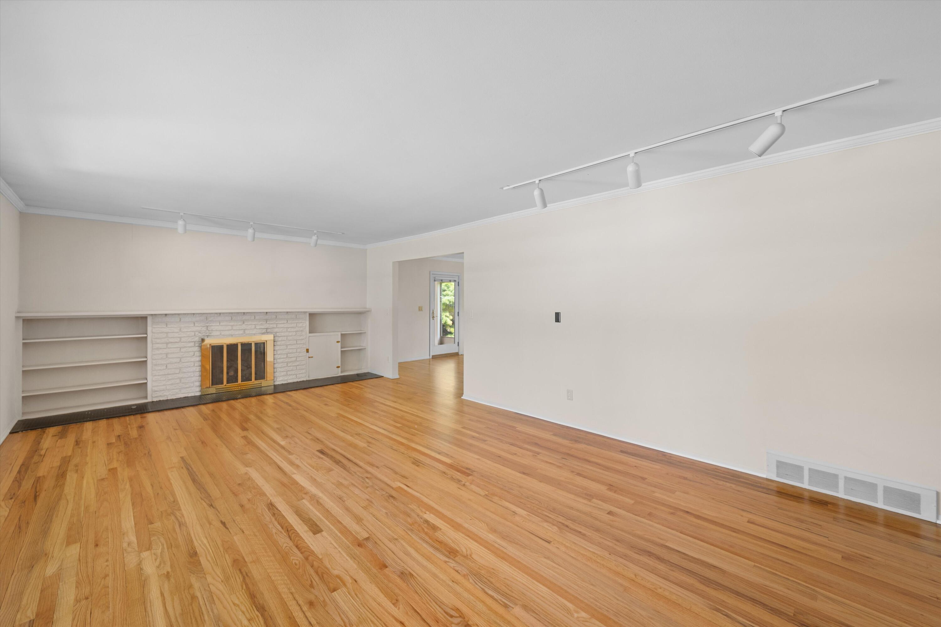 1911 Mershon Drive