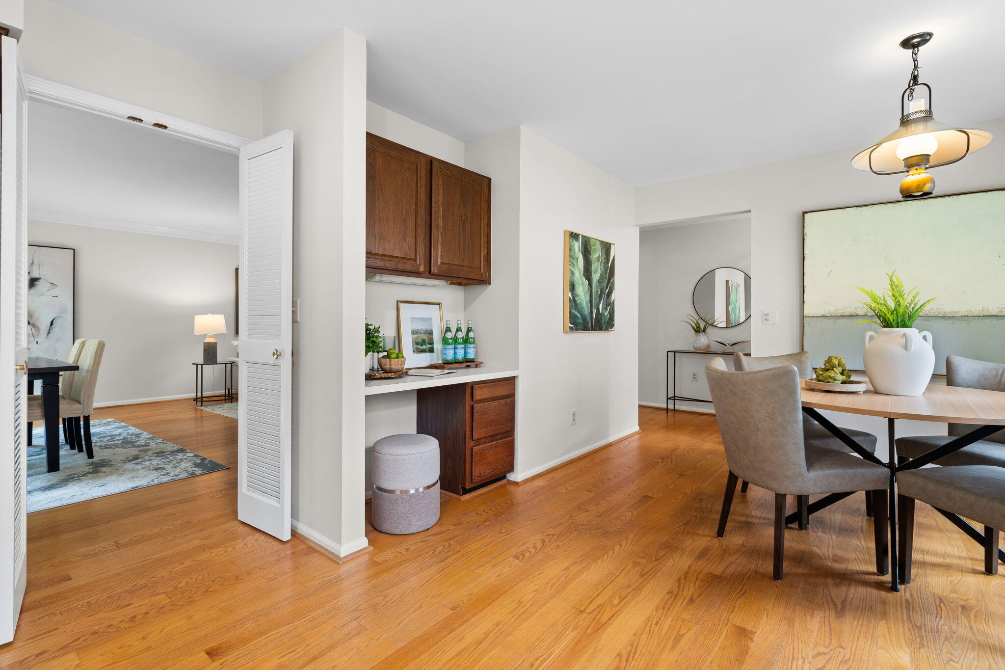2224 Rivenoak Court